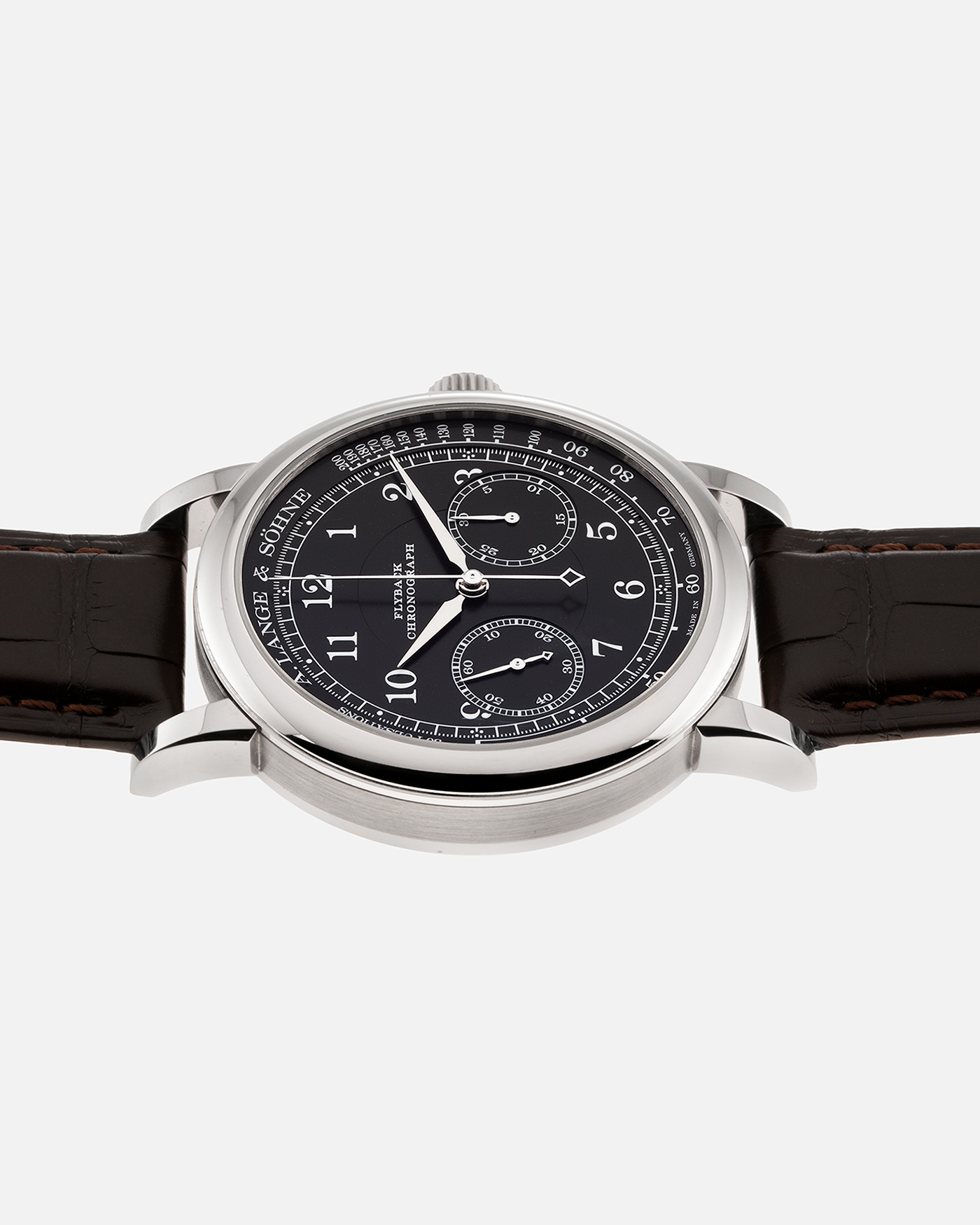 Brand: A. Lange & Söhne Year: 2022 Model: 1815 Chronograph Reference: 414.028 Material: 18-carat White Gold Movement: Cal. L951.5, Manual-Winding Case Diameter: 39.5mm Bracelet/Strap: A. Lange & Söhne Dark Brown Alligator Strap with signed 18-carat White Gold Tang Buckle