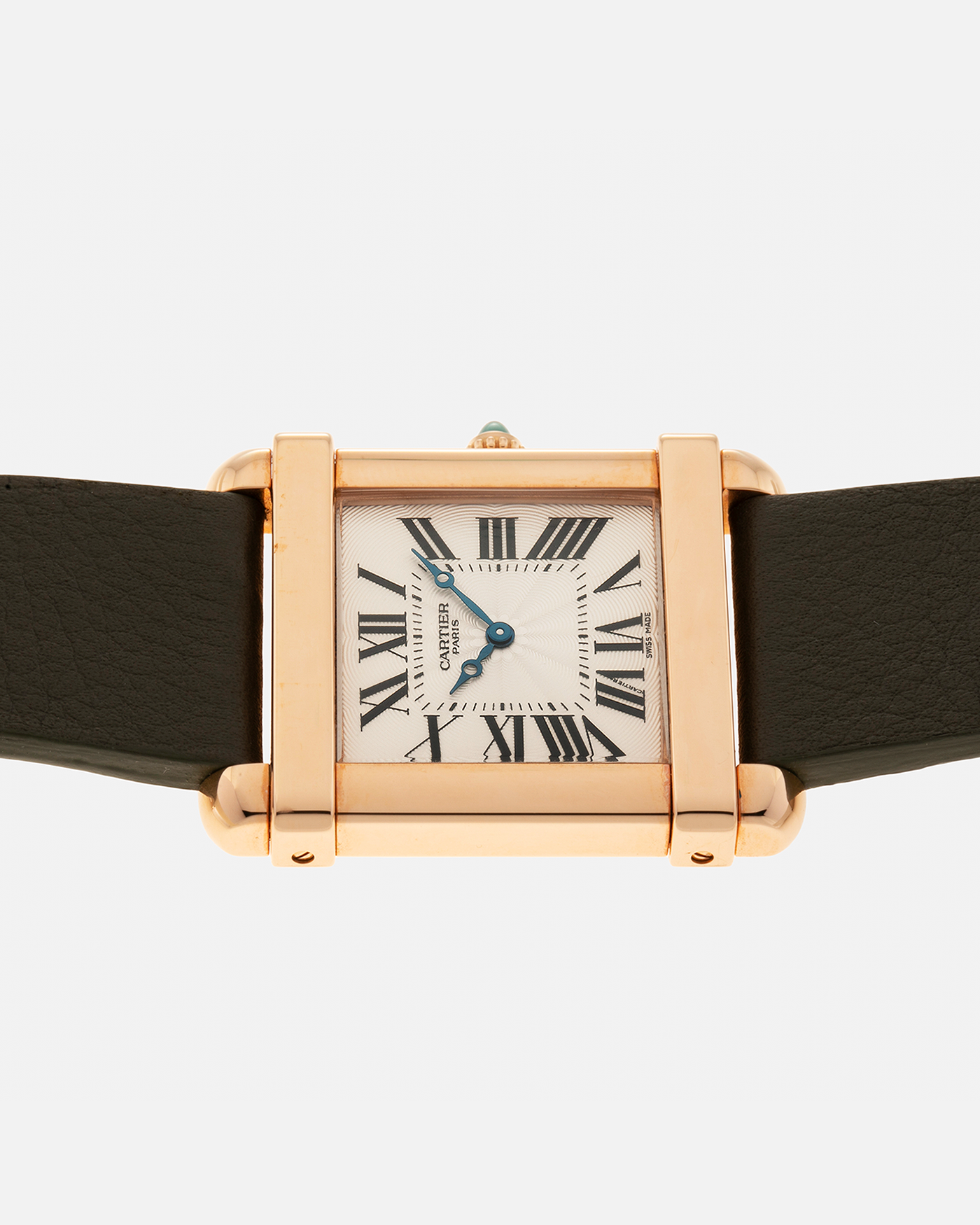 Brand: Cartier
Year: 2006
Model: Collection Privée Cartier Paris Tank Chinoise
Reference Number: 2684G
Material: 18-carat Rose Gold
Movement: Cartier Cal. 437 MC (Based on Piaget Cal. 430P), Manual-Winding
Case Dimensions: 28mm x 29mm x 8mm (37mm Lug-to-Lug)
Lug Width: 21mm
Strap: Custom Khaki Camille Fourmet Leather Strap with Signed 18-carat Rose Gold Deployant Clasp