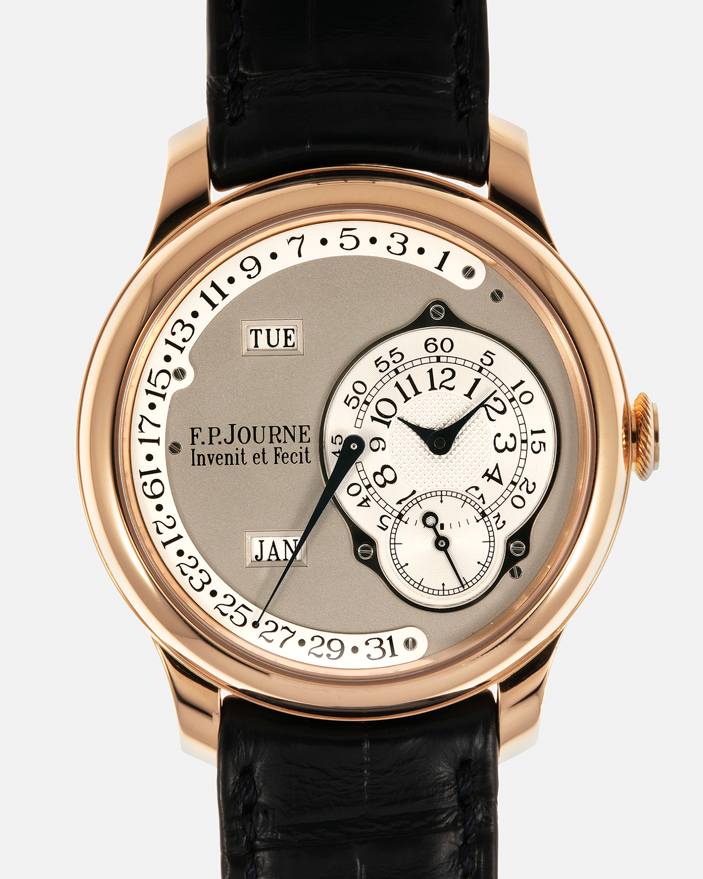 Brand: F.P. Journe
Year: 2006
Model: Octa Calendrier
Material: 18-carat Red Gold
Movement: F.P. Journe Cal. 1300-2, Self-Winding
Case Dimensions: 40mm x 10.6mm (Lug-to-Lug 48mm)
Lug Width: 20mm
Strap: F.P. Journe Dark Navy Blue Alligator Leather Strap and Signed 18-carat Red Gold Tang Buckle