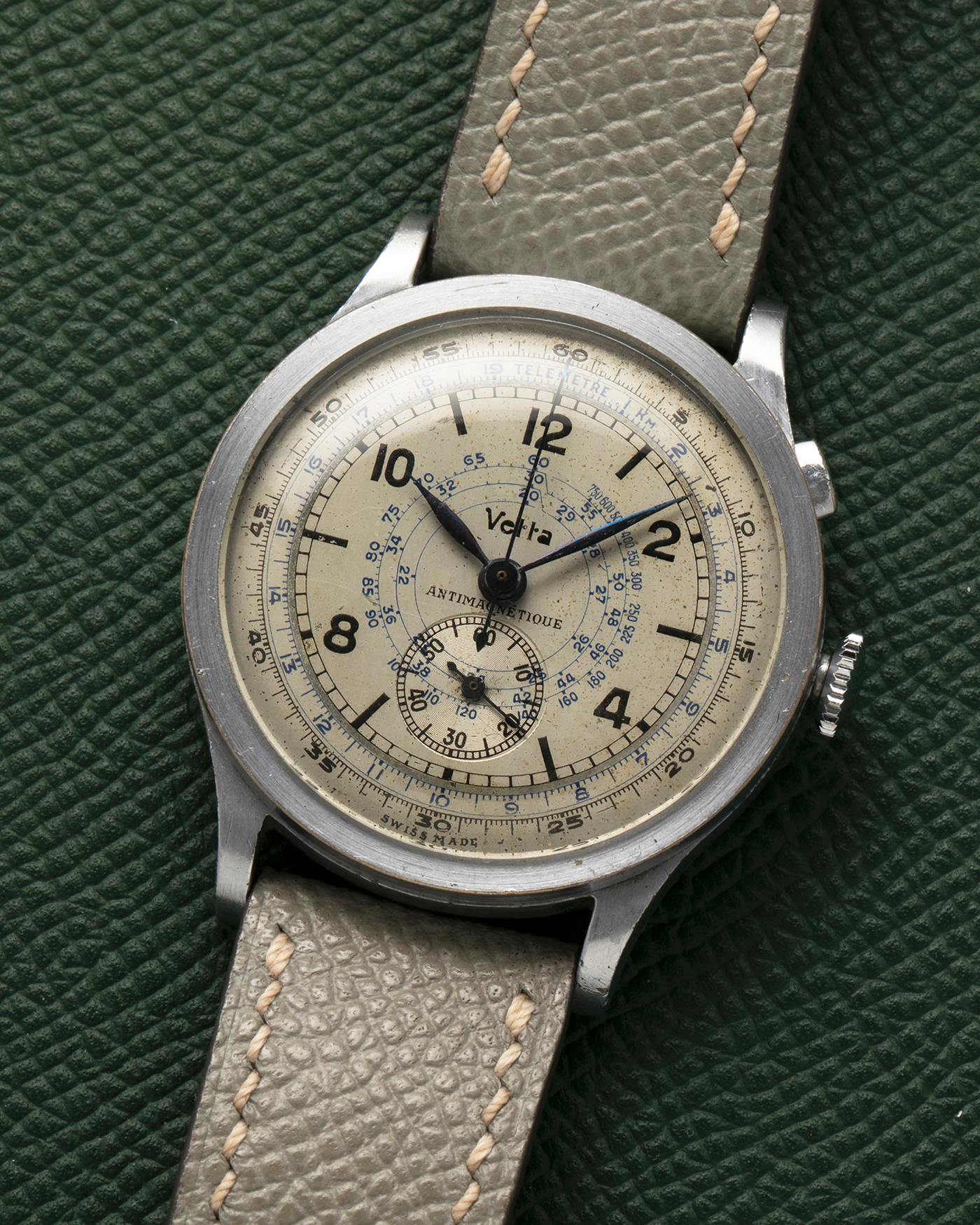 Brand: Vetta
Model: Monopusher Chronograph
Year: 1930s
Material: Nickel Chrome
Movement: Venus Cal. 75, Manual-Winding
Case Diameter: 37mm x 12.5mm (Lug-to-Lug 43.5mm)
Lug Width: 19mm
Strap: Unnamed Generic Grey Leather Strap